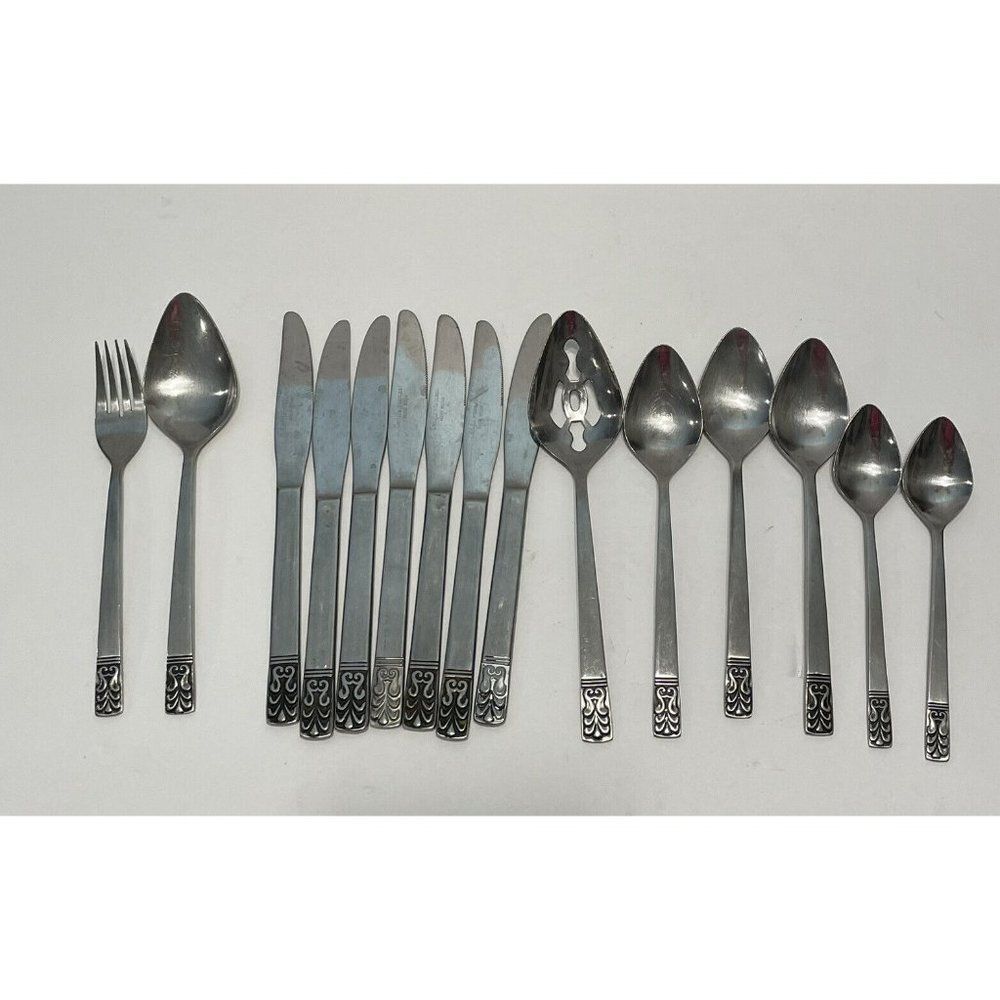 15 Carlyle CAMEO Stainless Satin Handle Hong Kong Silverware Fork Spoon Knife